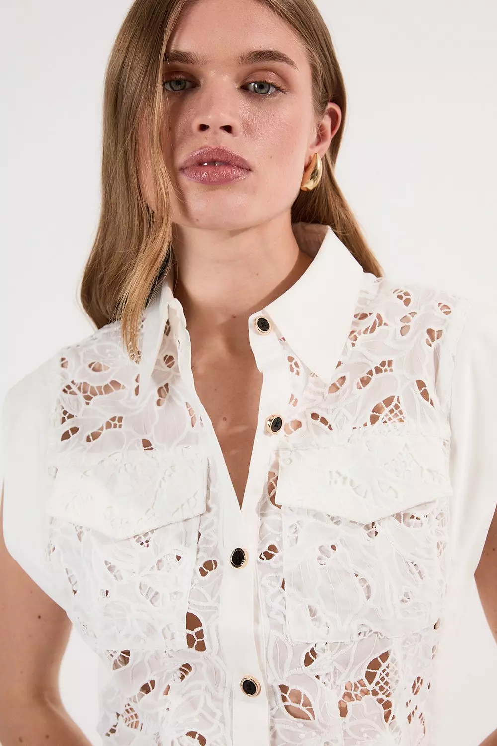 【美品】Ameri CHIC CUT WORK TOP Bohemian Crochet Trim Beach Cover-Up Top | LOVESTITCH