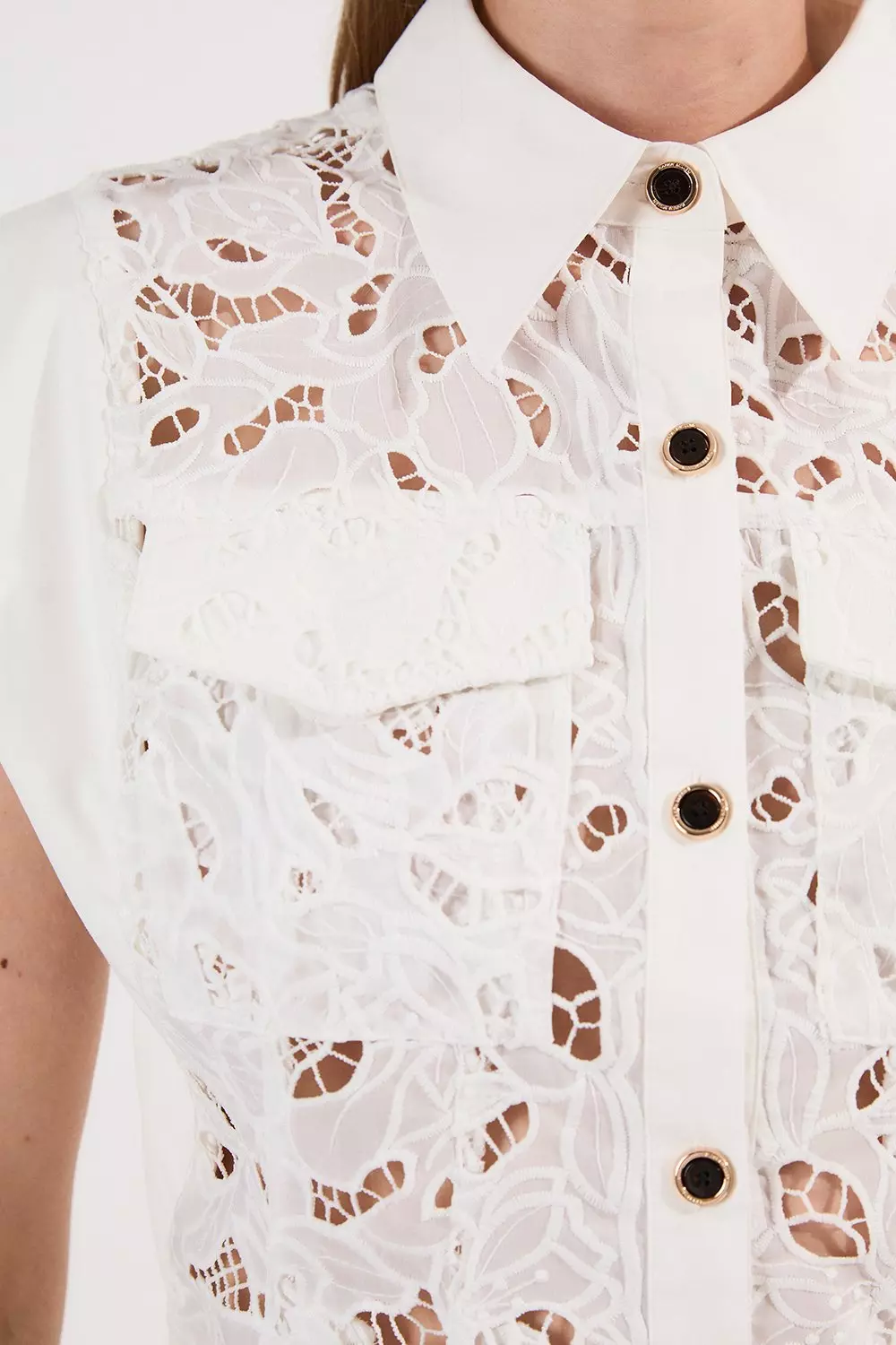 【完売品】CLANE PINTUCK CROPPED BLOUSE ホワイト PINTUCK CROPPED BLOUSE｜TOPS(トップス)｜CLANE OFFICIAL