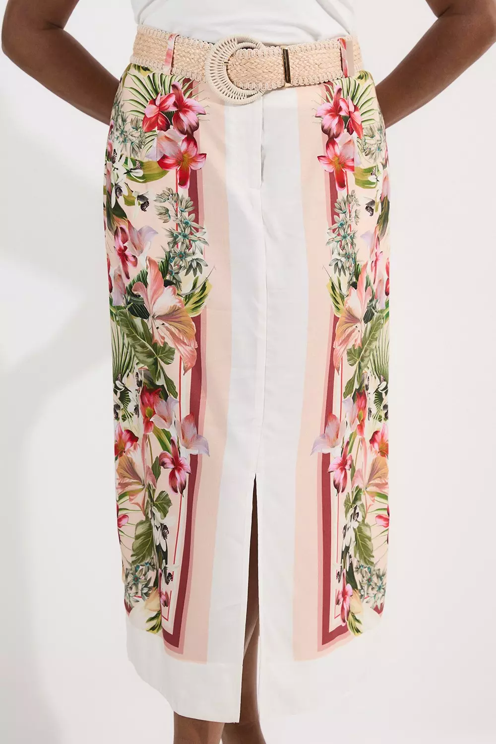 Plus Size Mirrored Viscose Linen Floral Print With Raffia