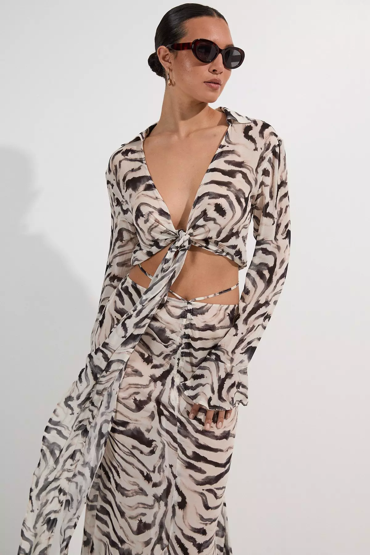 bkk25064_zebra_xl?$