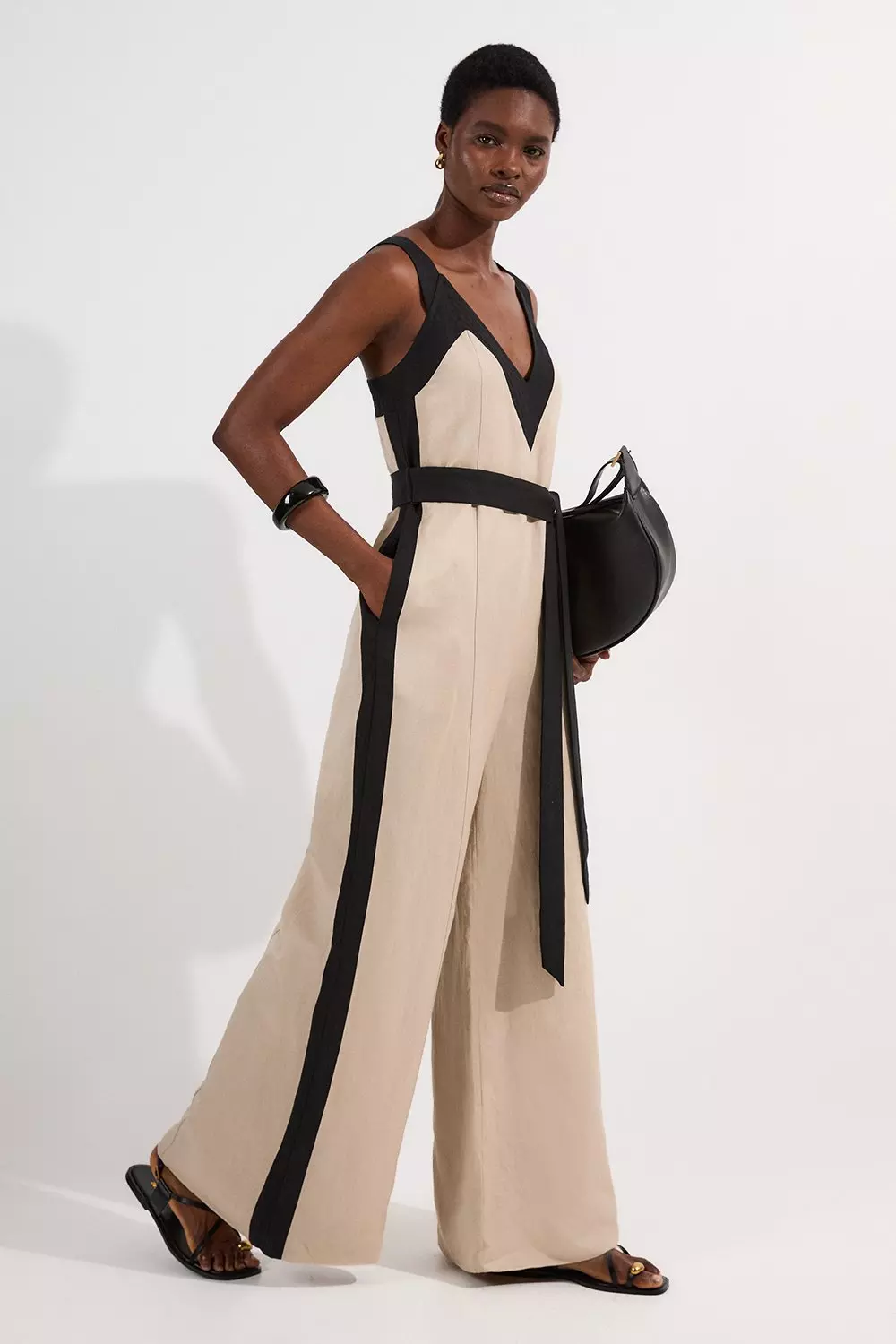 MARGAUX 2025 SUMMER✨ Back belt knit PO Monochrome — MODEDAMOUR