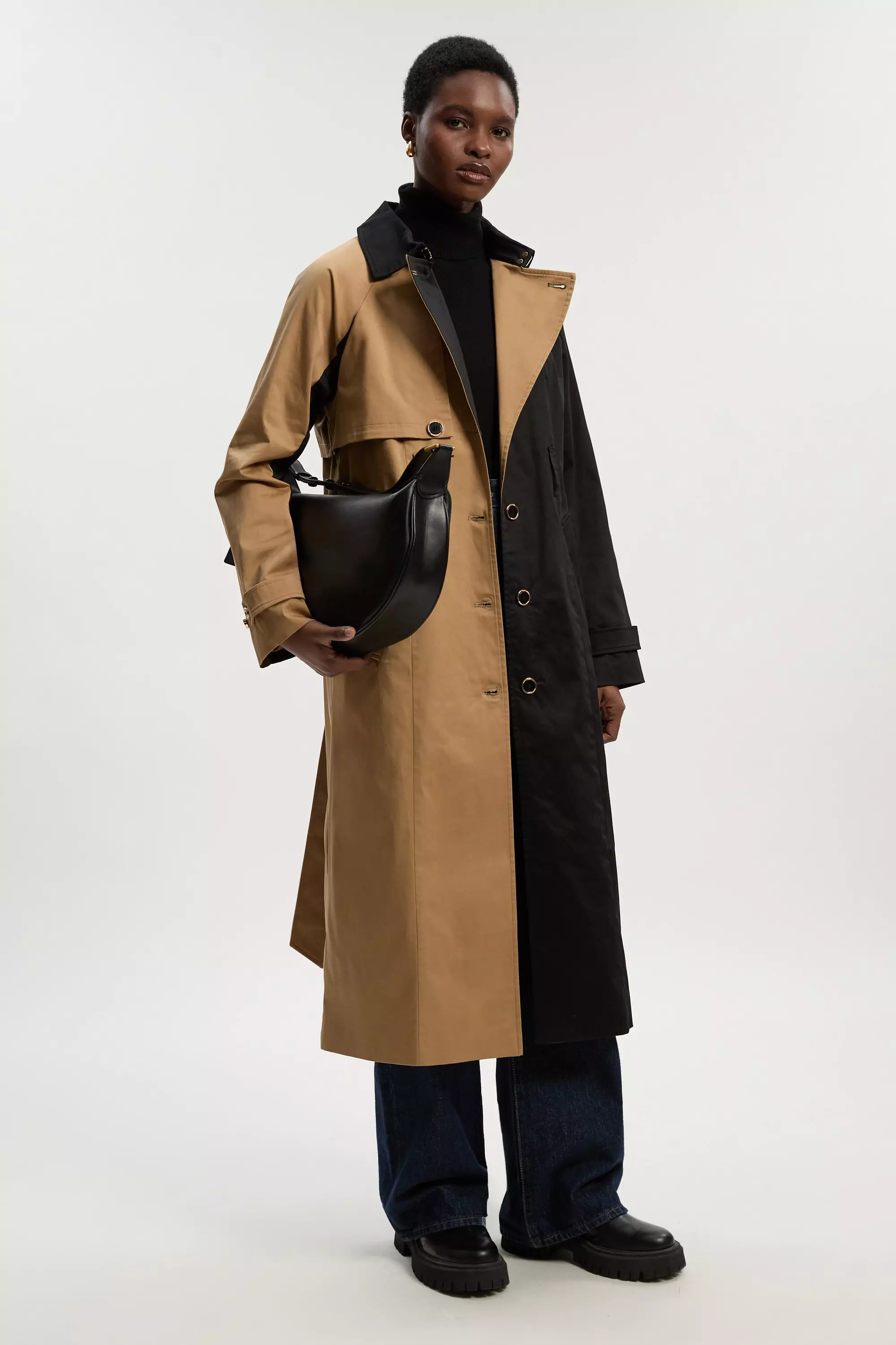 remake beige×black coat 11-07-23Studio2_KJ_RL_12-01-