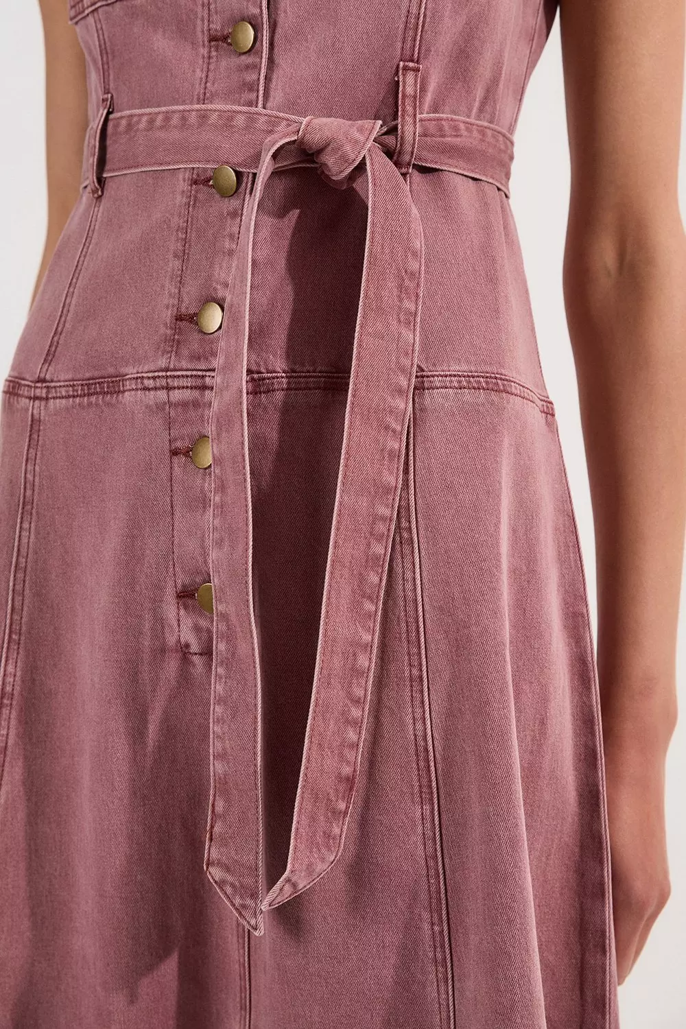 ★Karen Millen ストーンカラードデニムベルト 魅惑的ワンピ★ Colored Denim Belted Midi Dress | Karen Millen