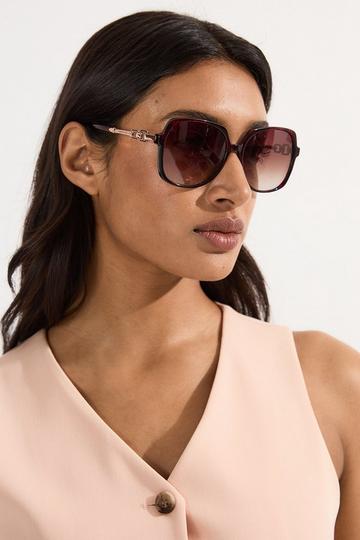 Dark Red Rounded Gold Detail Sunglasses dark red