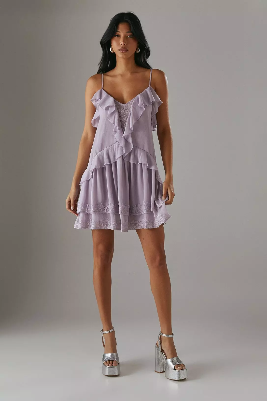 ❤️新品❤️Be Mine Back Lace-Up Mini Dress SERENE mini dress with laces brand GUESS — Globalbrandsstore