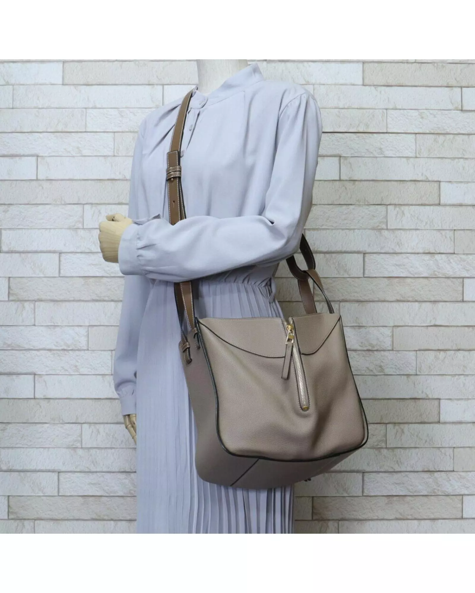 Preloved Gate Small Bag Top Handle Calfskin Leather Wo - Beige alternative image