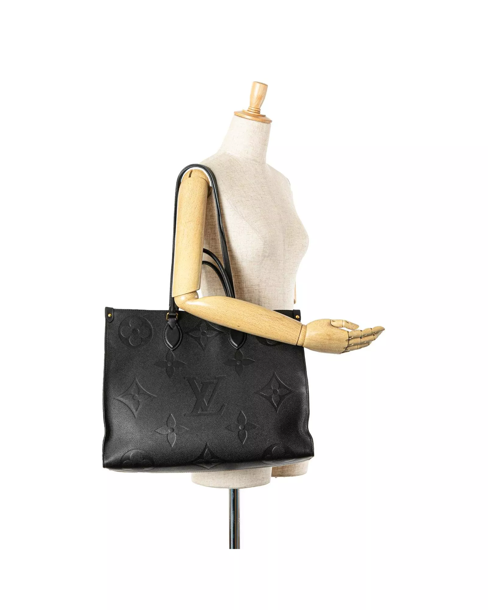 Preloved OnTheGo MM Tote Embossed Monogram Wo - Black Messenger alternative image