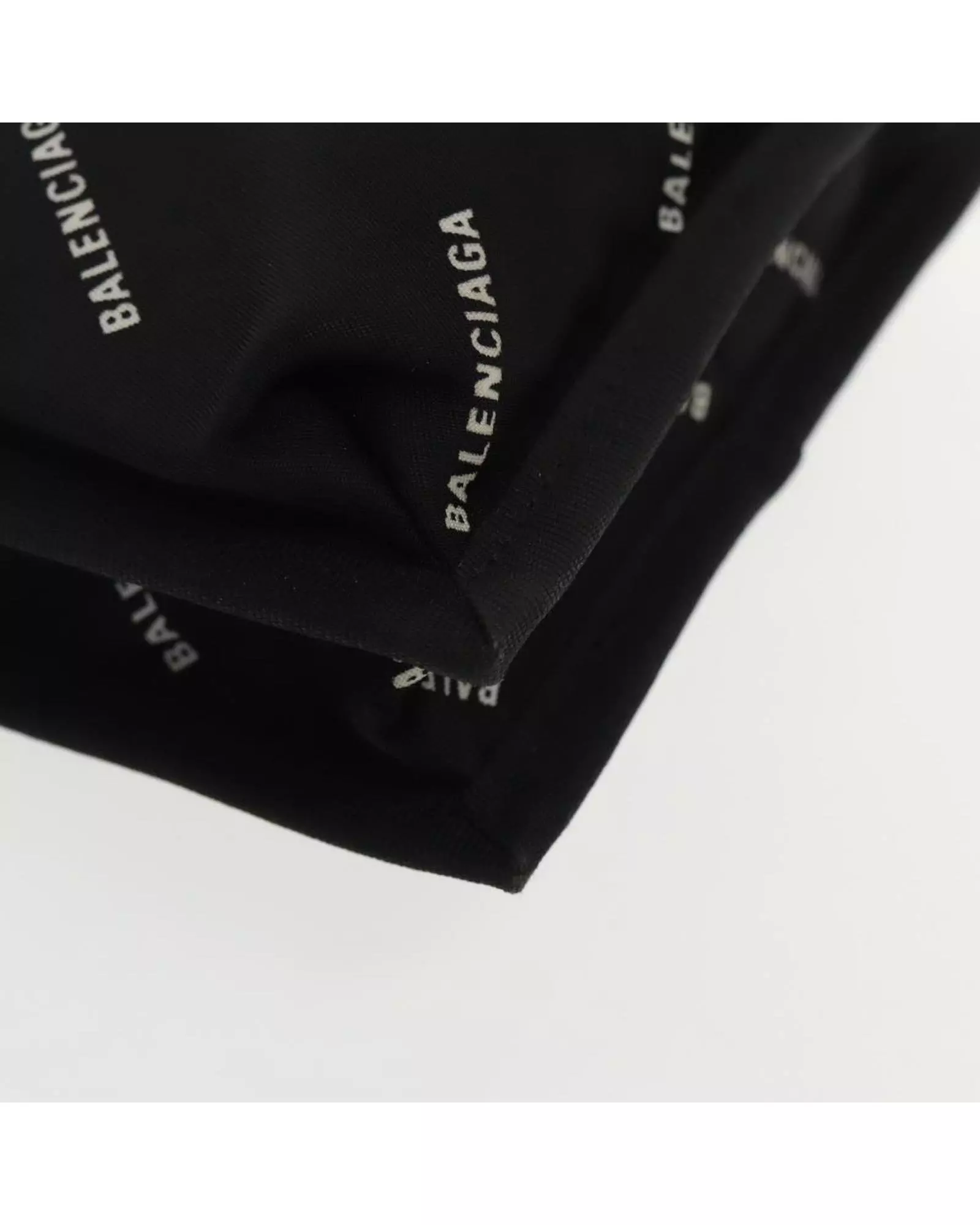 Preloved Neo Classic City AllOver Logo Pouch Wo - Black Clutch Bags alternative image