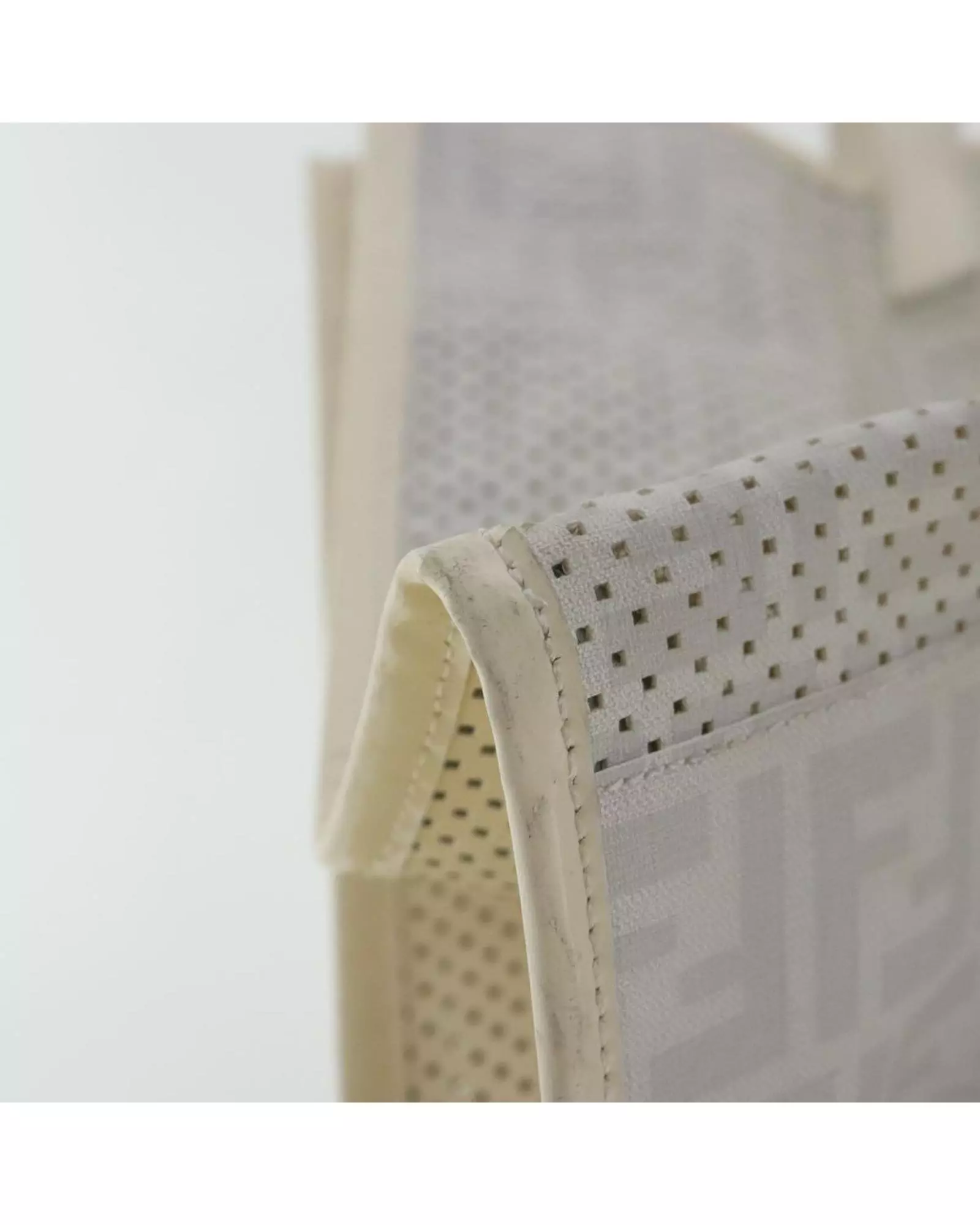 Preloved Perforated Leather Tote 8BH372 Style Wo - White Tote Bags alternative image