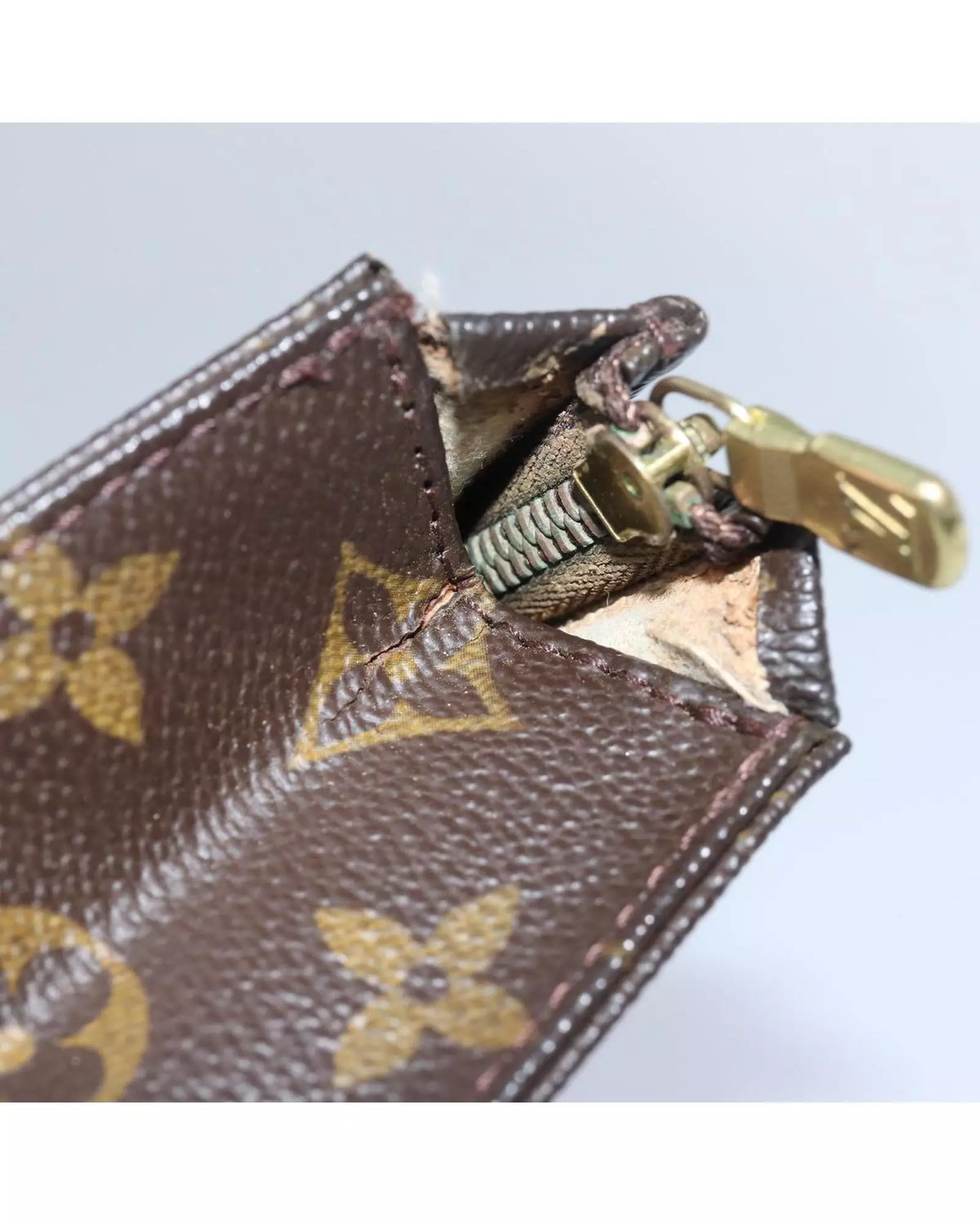 Black Preloved Monogram Toiletry Pouch 26 Women Wallets alternative image