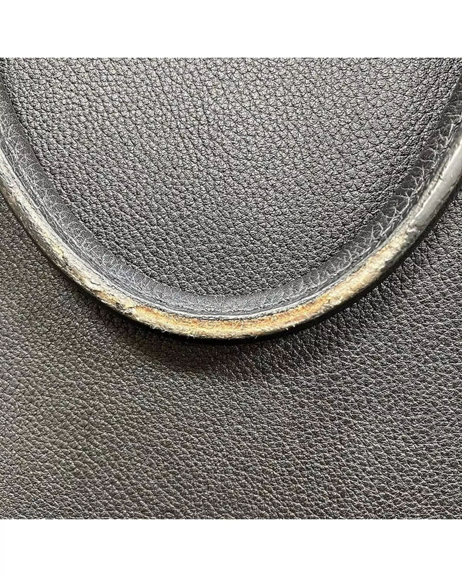 Preloved Montaigne BB Handbag Calfskin Leather Women - Black alternative image