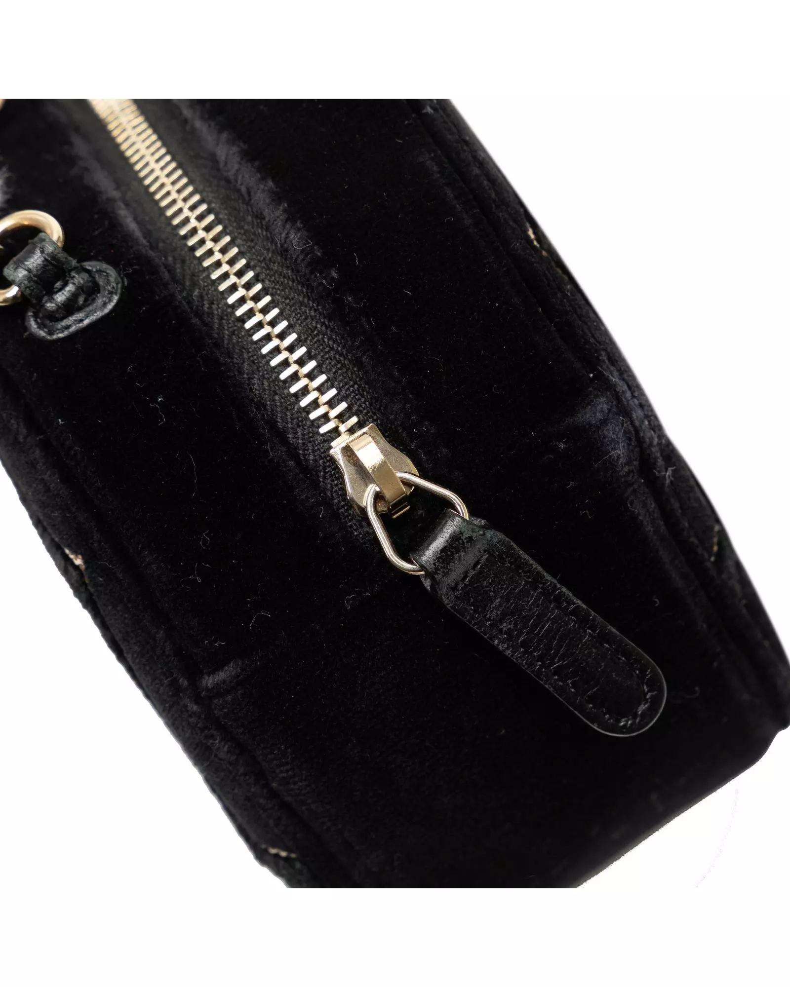 Preloved Round Velvet Bag Quilted Style Women - Black Crossbody Bags alternative image