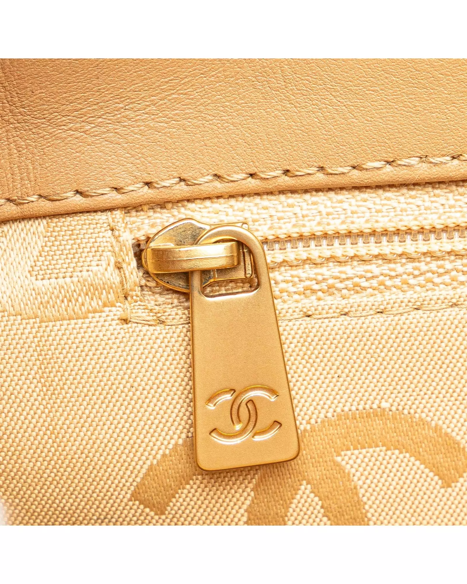 Preloved Quilted Leather Tote Beige Leather Tote Bag Wo - Brown alternative image