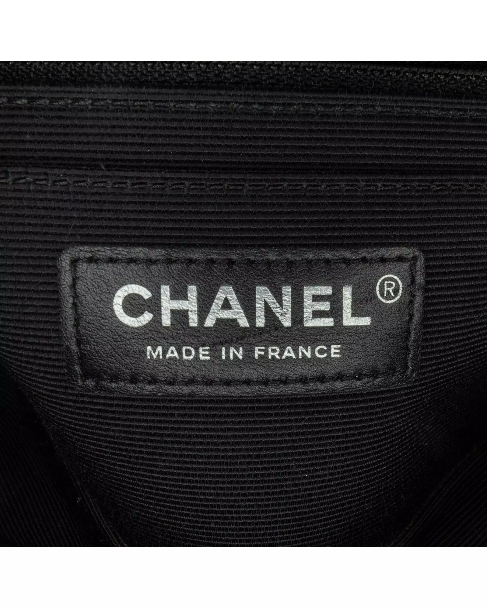 Preloved Classic Flap Bag Logo Style Wo - White Crossbody Bags alternative image