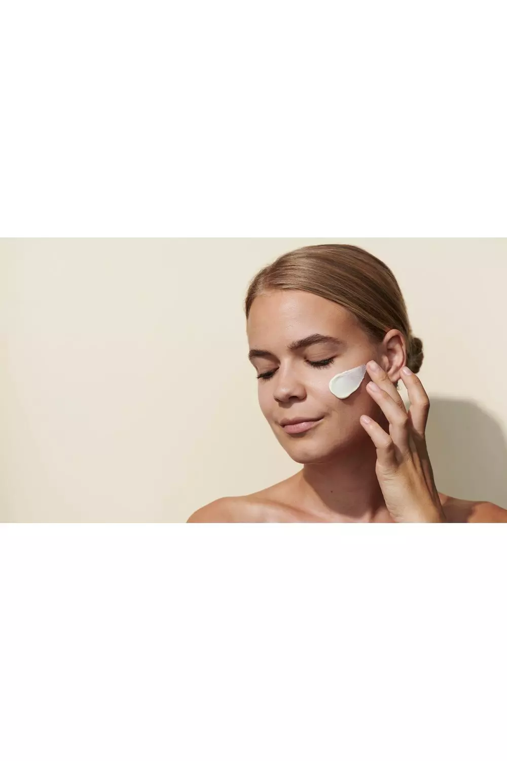 Multi High Potency Classics Face Finishing & Firming Moisturizer UVA High Protection SPF30 alternative image